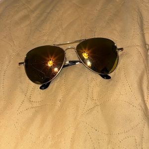 Unisex sunglasses for teenagers and adults